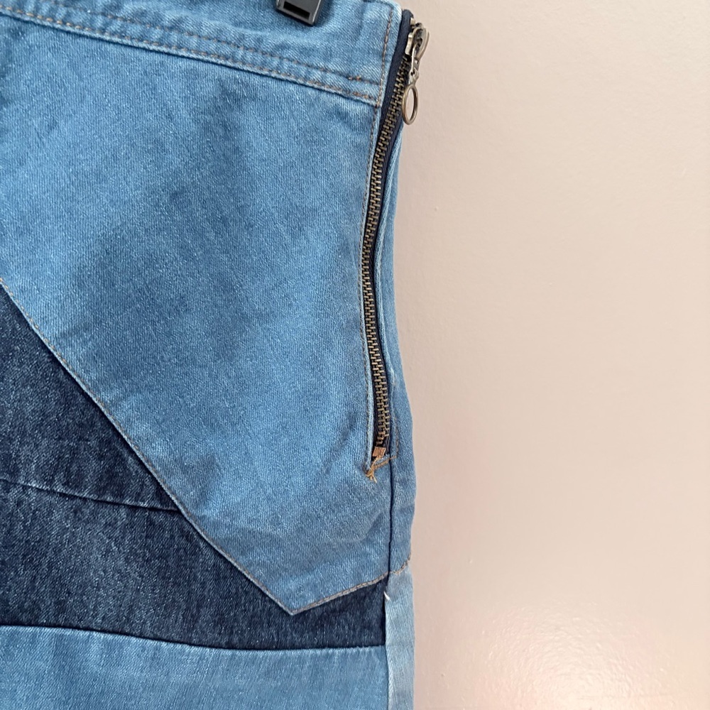 Zara Patchwork Denim Mini Skirt Raw Hem Blue M - Picture 2 of 7